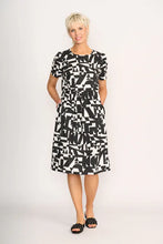 Load image into Gallery viewer, Back Keyhole Dress
