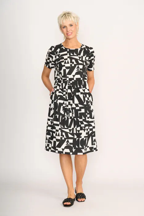 Back Keyhole Dress