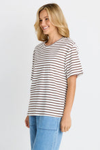 Load image into Gallery viewer, Relax Boxy Tee
