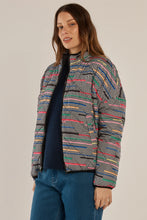 Load image into Gallery viewer, Finch Reversible Jacket
