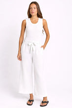 Load image into Gallery viewer, Bella Crop Pants
