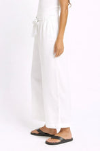 Load image into Gallery viewer, Bella Crop Pants
