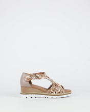 Load image into Gallery viewer, Rumour Sandal
