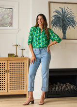 Load image into Gallery viewer, Scoop Neck Blouse 🆕
