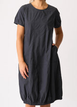 Load image into Gallery viewer, Pleated Maxi Dress 🆕
