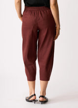 Load image into Gallery viewer, Barrel Along Trousers 🆕
