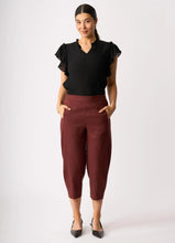 Load image into Gallery viewer, Barrel Along Trousers 🆕
