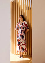 Load image into Gallery viewer, Encore Chic Dress 🆕
