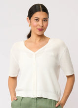 Load image into Gallery viewer, Bee-lieve it Cardi 🆕
