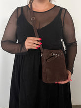 Load image into Gallery viewer, Canter Bag
