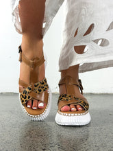Load image into Gallery viewer, Capri Sandal 🆕
