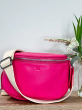 Load image into Gallery viewer, Dani Leather Handbag
