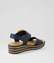 Load image into Gallery viewer, Cubbie Sandal
