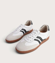 Load image into Gallery viewer, Hamptons Sneaker
