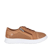 Load image into Gallery viewer, EG172 Sneaker
