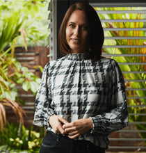 Load image into Gallery viewer, Irene Top
