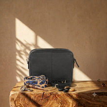 Load image into Gallery viewer, Crossbody Leather Handbag 1028
