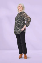 Load image into Gallery viewer, Liz Top &amp; Singlet
