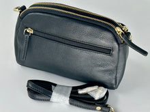 Load image into Gallery viewer, Oval Top Leather Handbag 2556
