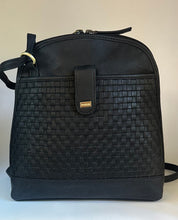 Load image into Gallery viewer, Large Bucket Woven Handbag
