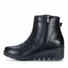 Load image into Gallery viewer, Merdian Ankle Boot
