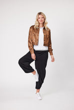 Load image into Gallery viewer, Amber Jacket
