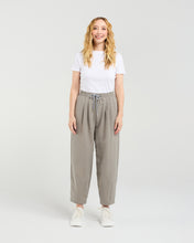 Load image into Gallery viewer, Shelby Pant
