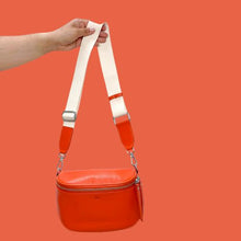 Load image into Gallery viewer, Dani Leather Handbag

