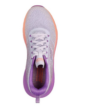 Load image into Gallery viewer, Max Cushioning Elite Speed Play
