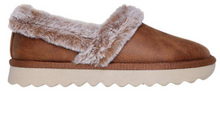 Load image into Gallery viewer, Cozy Up Slipper
