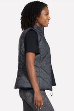 Load image into Gallery viewer, Cozy Fit Printed Vest
