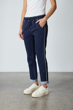 Load image into Gallery viewer, LTL Boyfriend Jean
