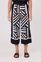 Load image into Gallery viewer, Quay Pant 🆕
