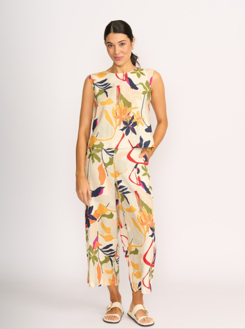 Sleeveless Pleat Back Top