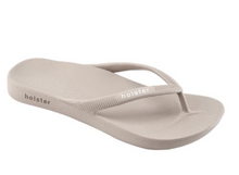 Load image into Gallery viewer, Islander Sandal
