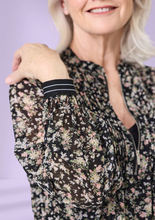 Load image into Gallery viewer, Liz Top &amp; Singlet
