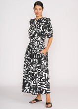 Load image into Gallery viewer, A Line Shirred Waist Skirt
