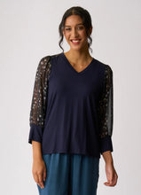 Load image into Gallery viewer, Contrast Woven Shoulder Top
