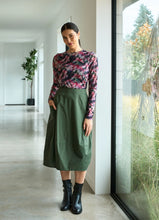 Load image into Gallery viewer, Mesh Crew Neck Top
