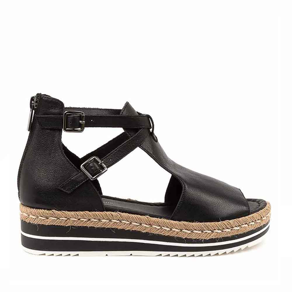Alexys Sandal