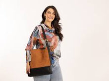 Load image into Gallery viewer, Rose Shoulder Bag
