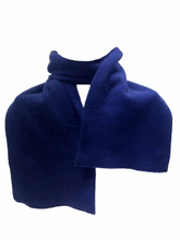 Load image into Gallery viewer, Possum Scarf No Fringe
