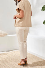 Load image into Gallery viewer, Spilt Neck Top With Tassel 🆕
