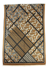 Load image into Gallery viewer, Leaves Diagonal Reversable Scarf

