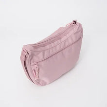 Load image into Gallery viewer, Skechers Crossbody Bag in Dusky Pink
