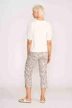 Load image into Gallery viewer, Trim Detail T-Shirt
