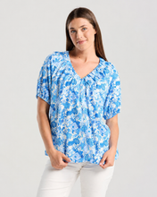 Load image into Gallery viewer, Nioletta V Neck Top 🆕
