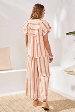 Load image into Gallery viewer, Pull On Flowy Wide Pants 🆕
